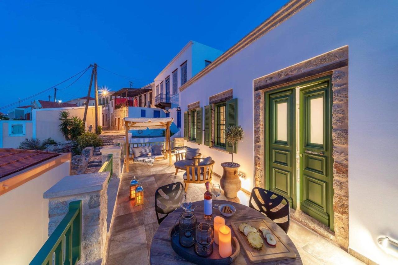 Muse Clio Villa Chalki Town Exterior photo
